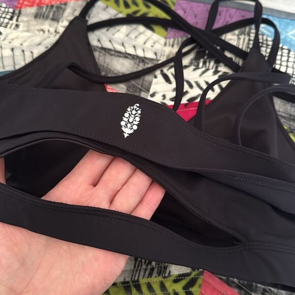 FP Movement Free People Strappy Layered Sports Bra sz Medium - Picture 9 of 11